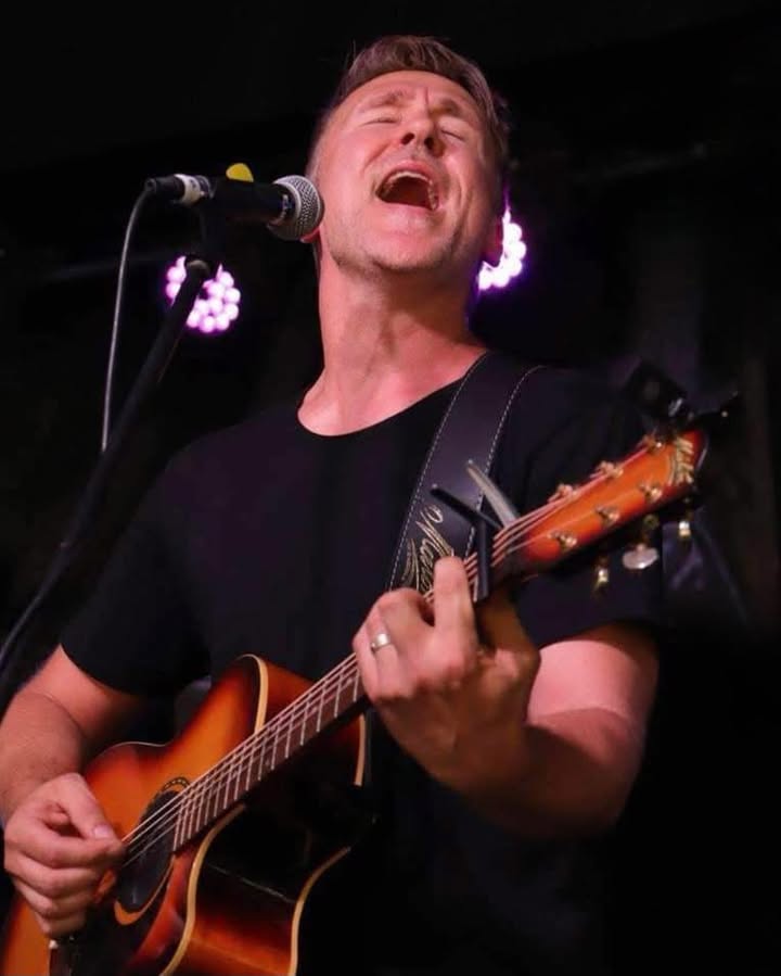 Featured image for “Sunday Sounds Live Music at Benalla Golf Club”